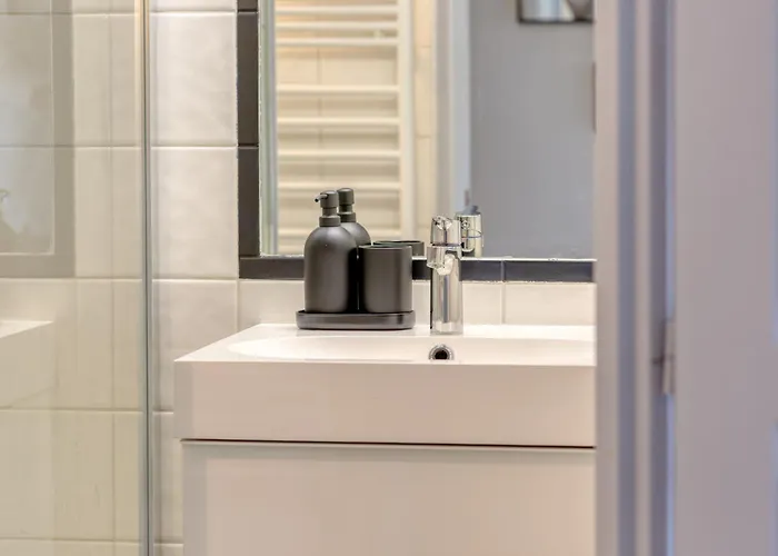 Bienvenue Au Solenne Votre Pied-à-terre De Charme Au Cœur De Appartement *